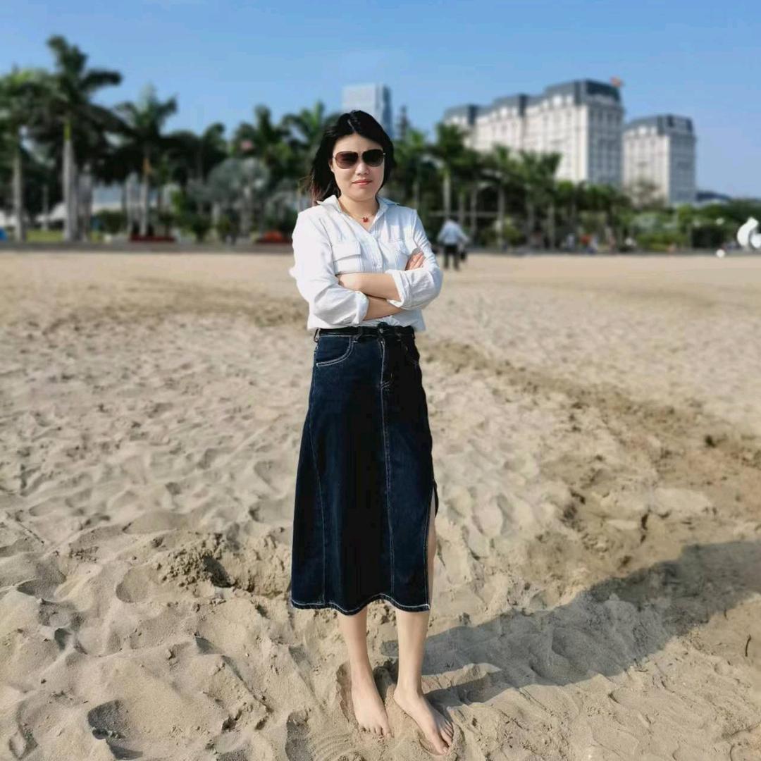 是柒柒麻麻吖