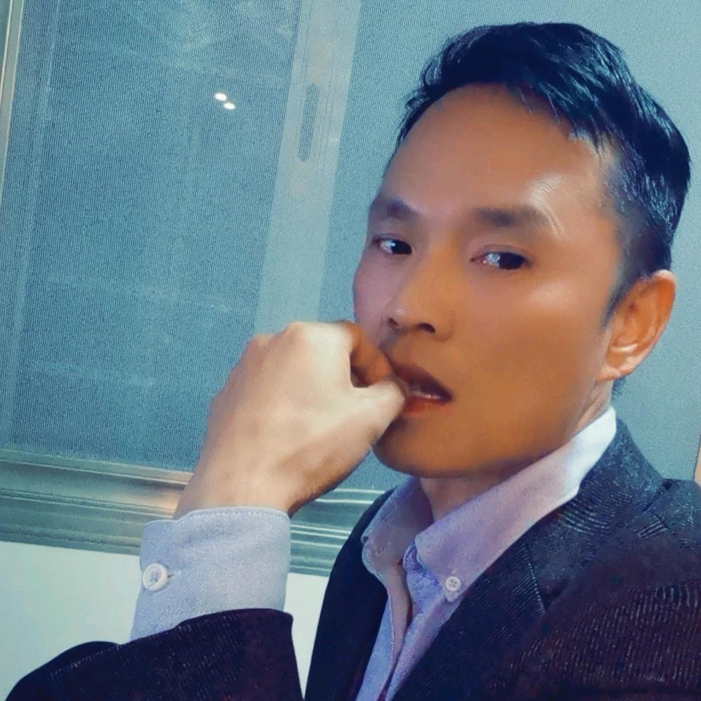 李撇娃