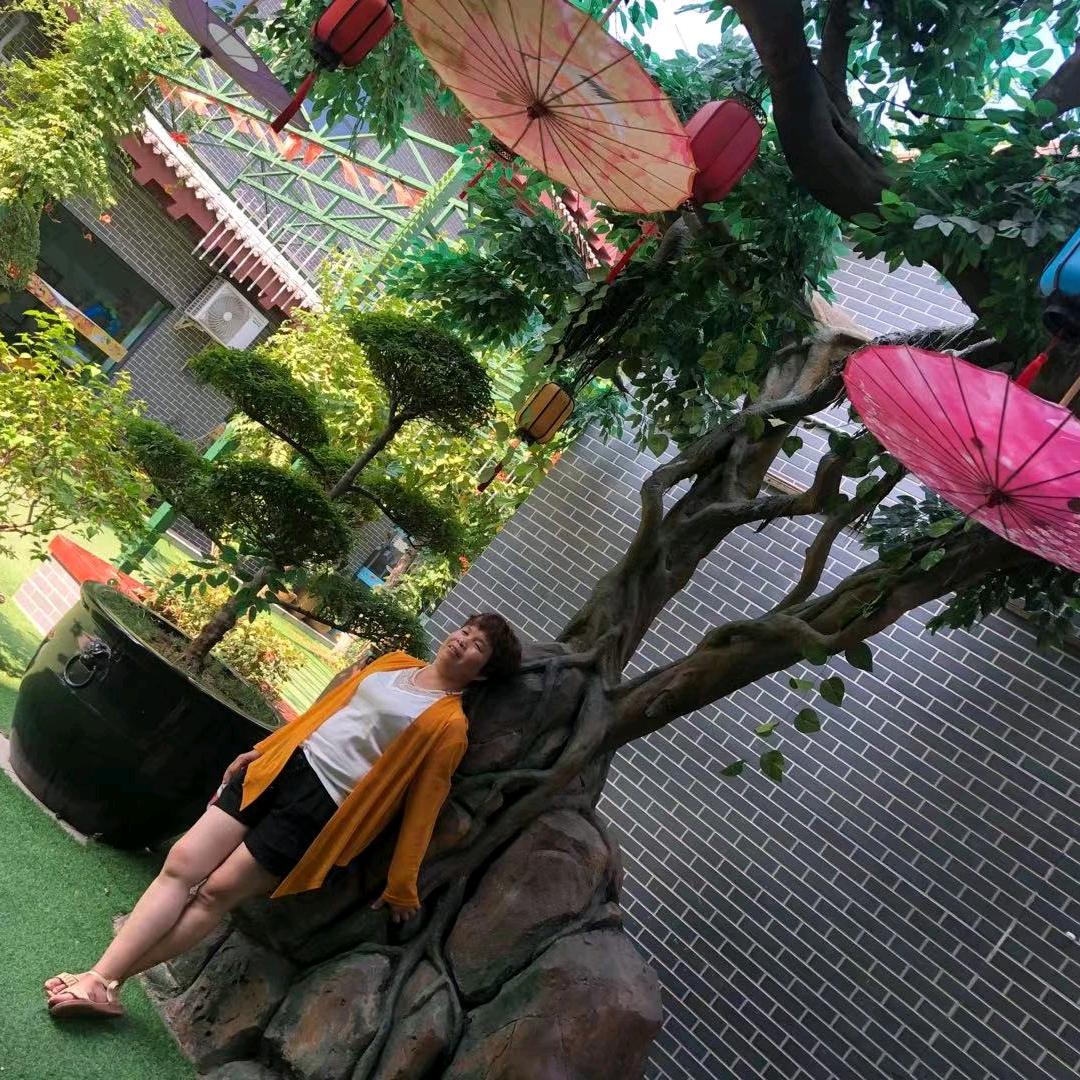 燕语芳香