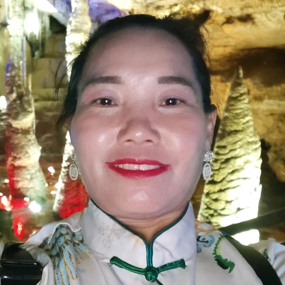 荷花满堂