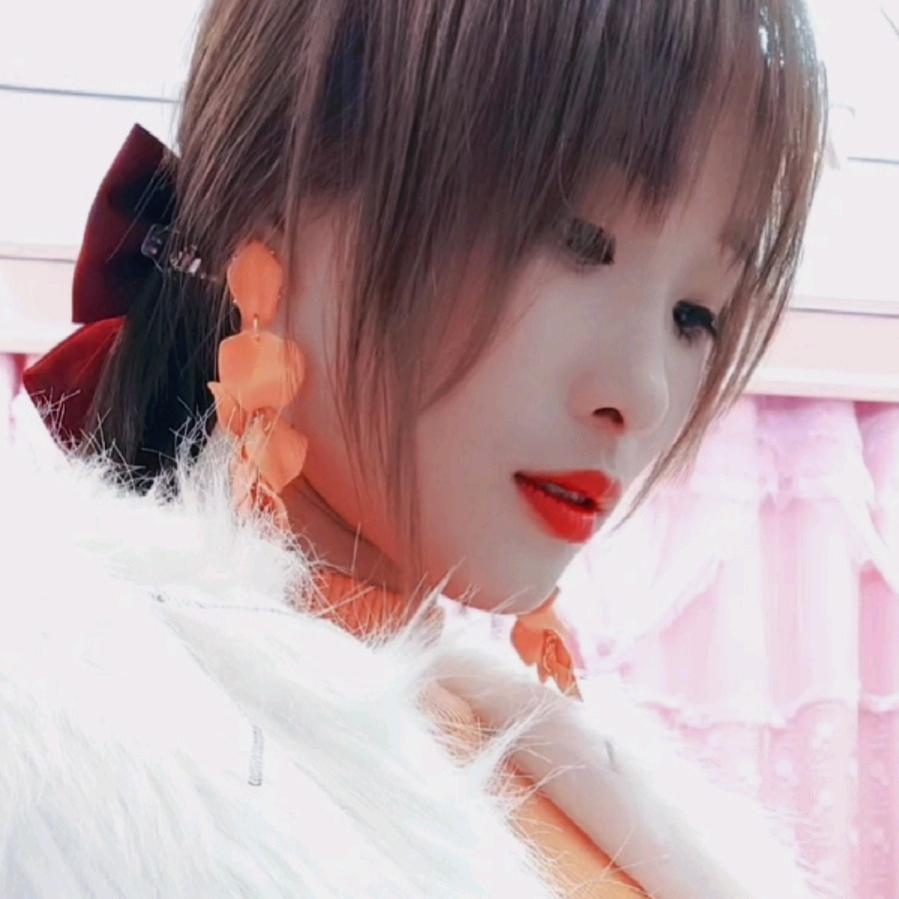 云南🌸小农女😘(烤鱼烧烤)