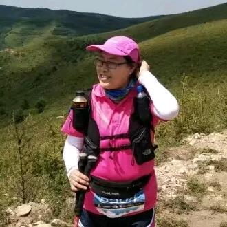 爱跑马的胖三美