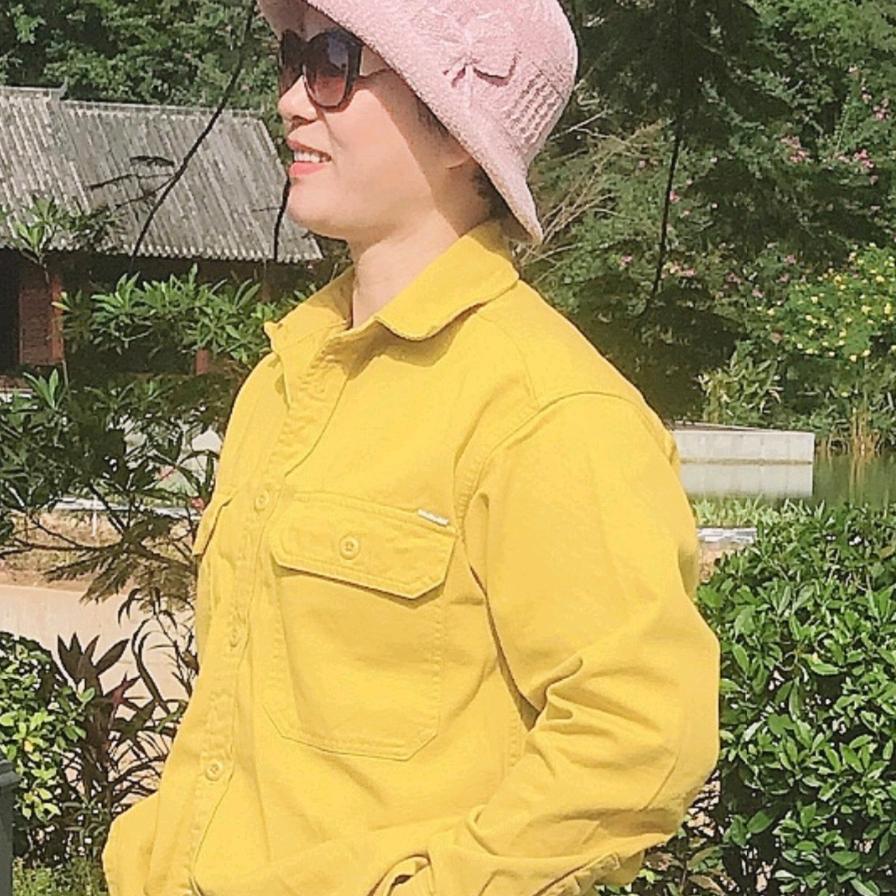 东莞市石龙衣芝文服装店