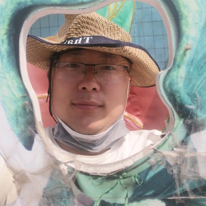王军，赛飞特光电