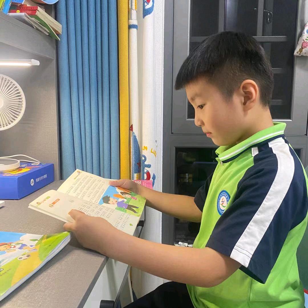 小小明同学仔