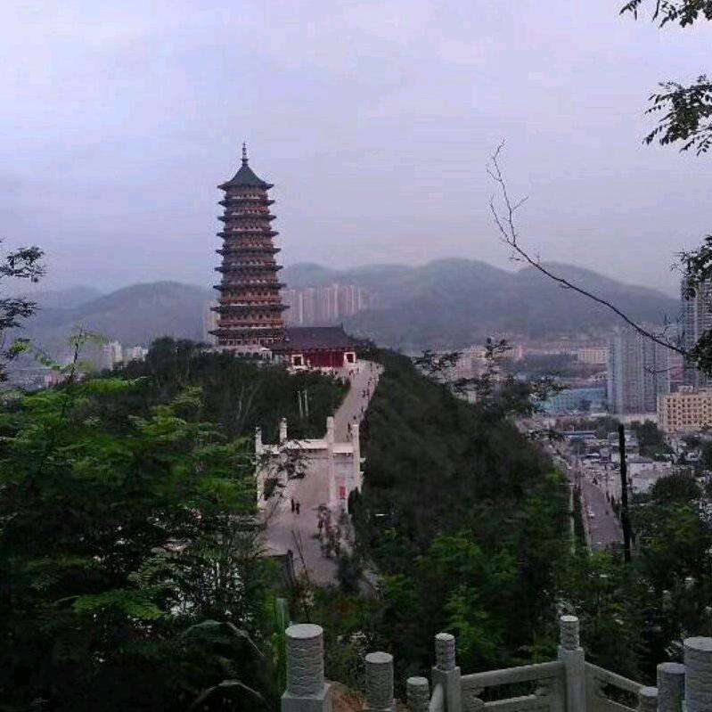 川Y木工早出晚归