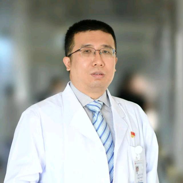 泌尿外科刘谦主任