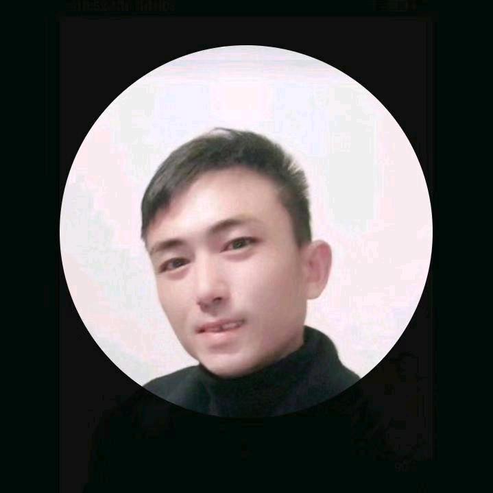 孤独心痛的人