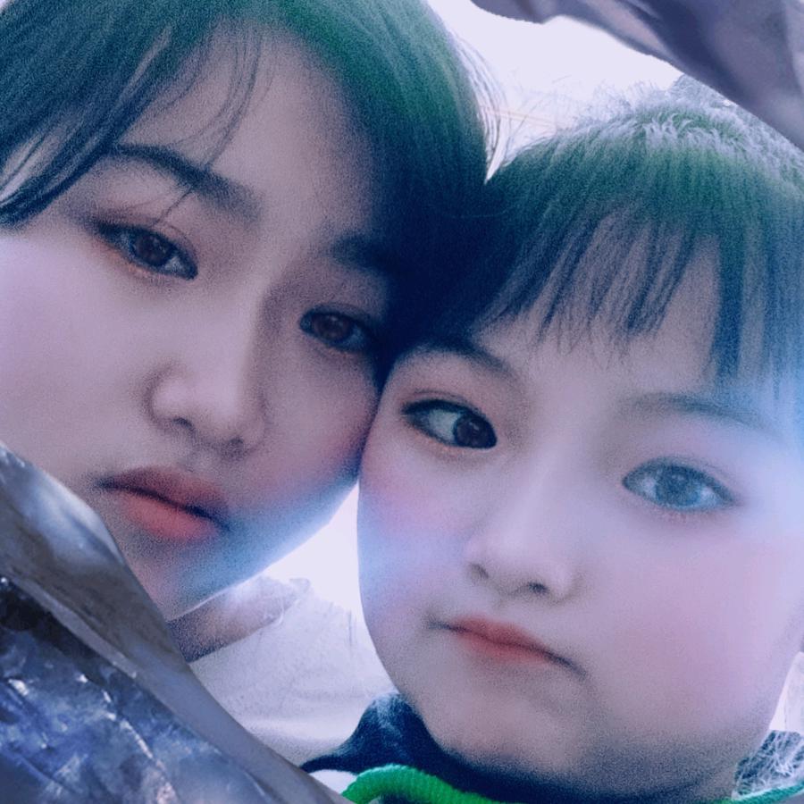 可爱也甜 ◕