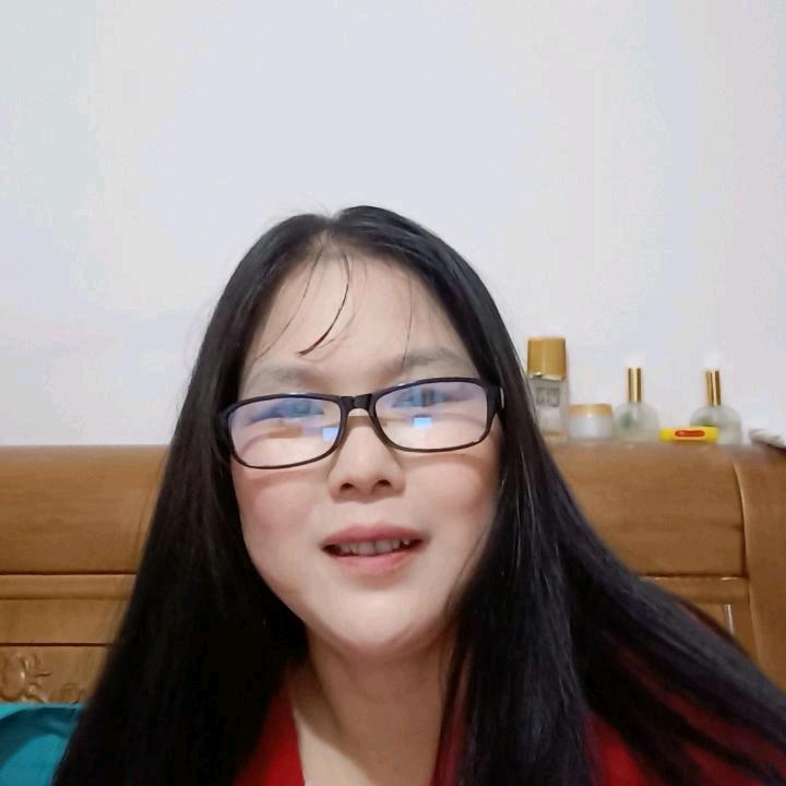 陈素英