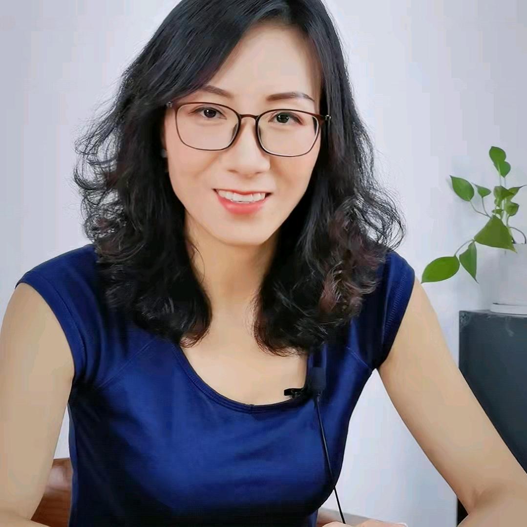 傅姐姐服装实体