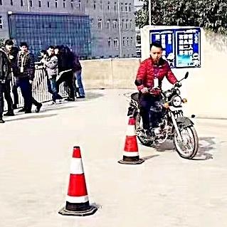 摩托车驾考