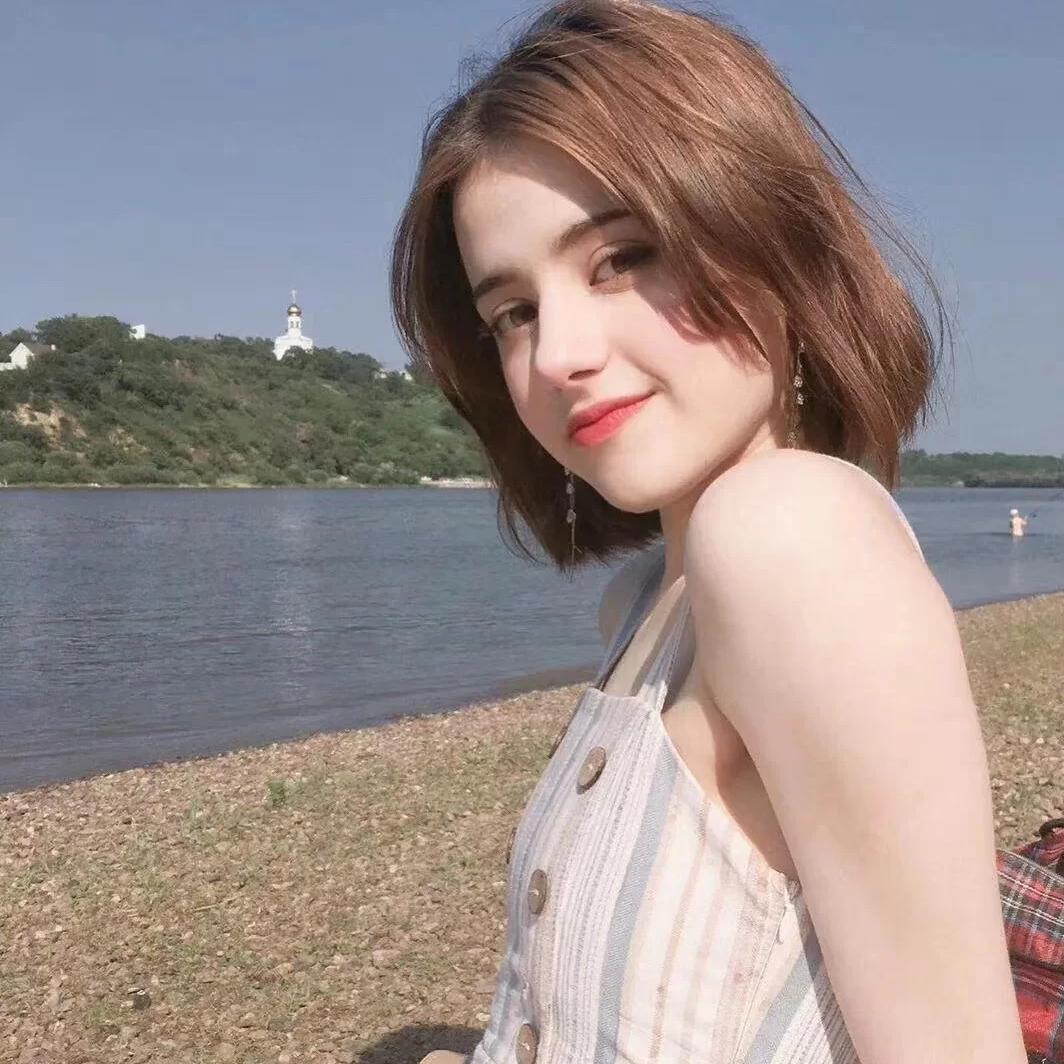 抱着月亮打盹。（5.12登船版）