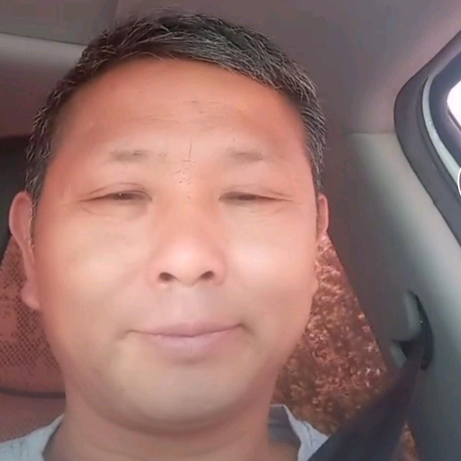 许三三