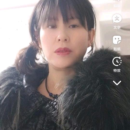 街头捡幸福。