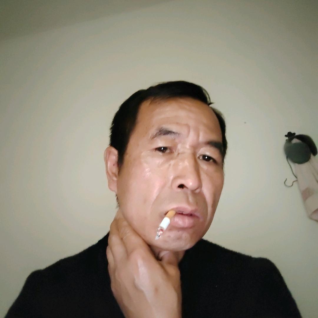 曲靖小杨哥