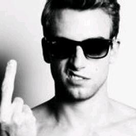 保家卖手机的小刘