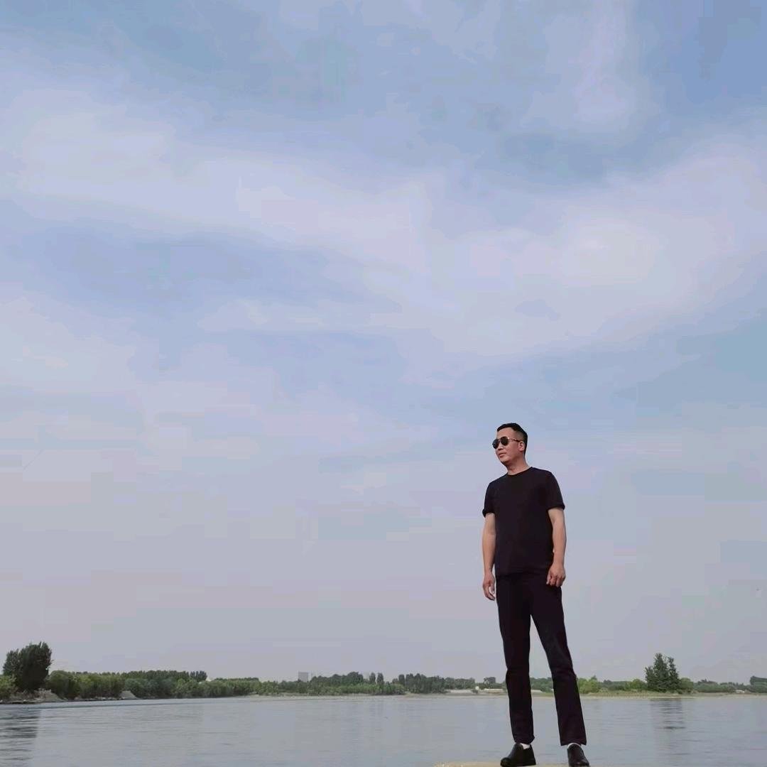 凌晨雨