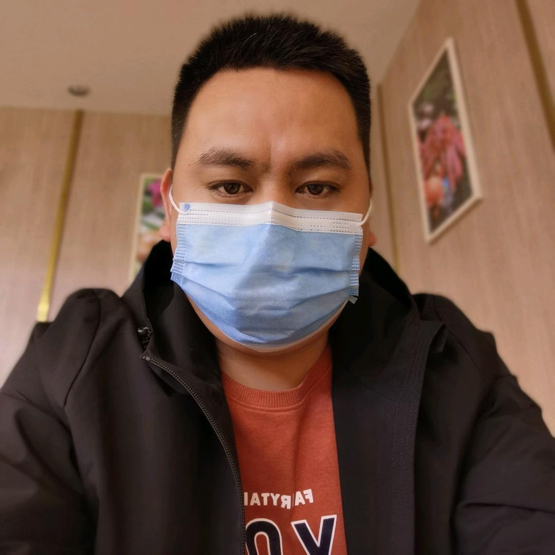 奋斗中的中年老男人