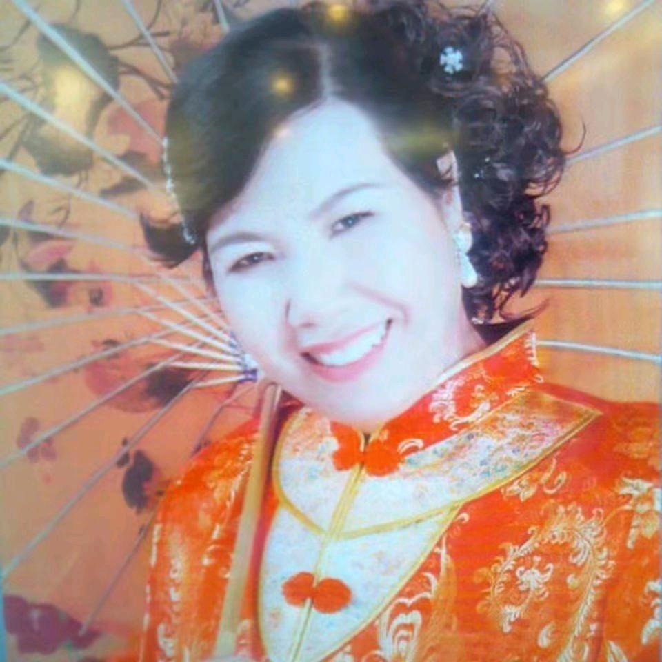 芳芳.