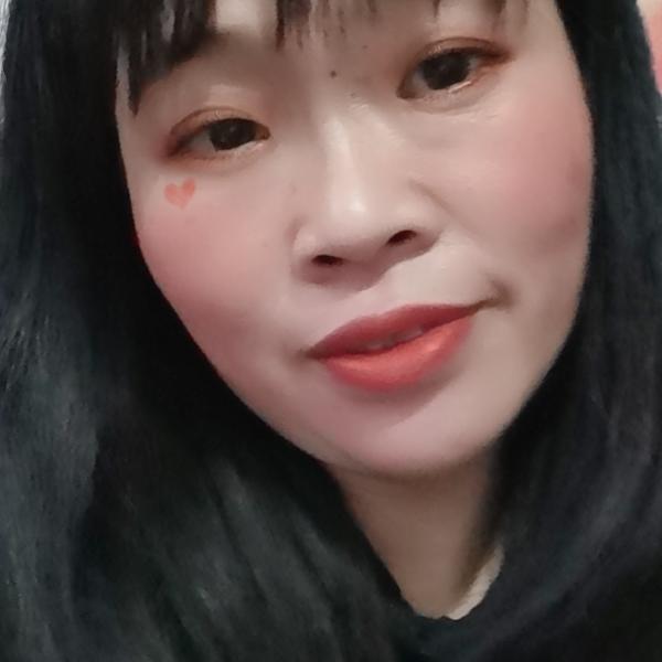 邹贤副食批发，中医院桥对面大门第三个门面