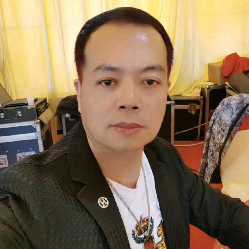 许多多