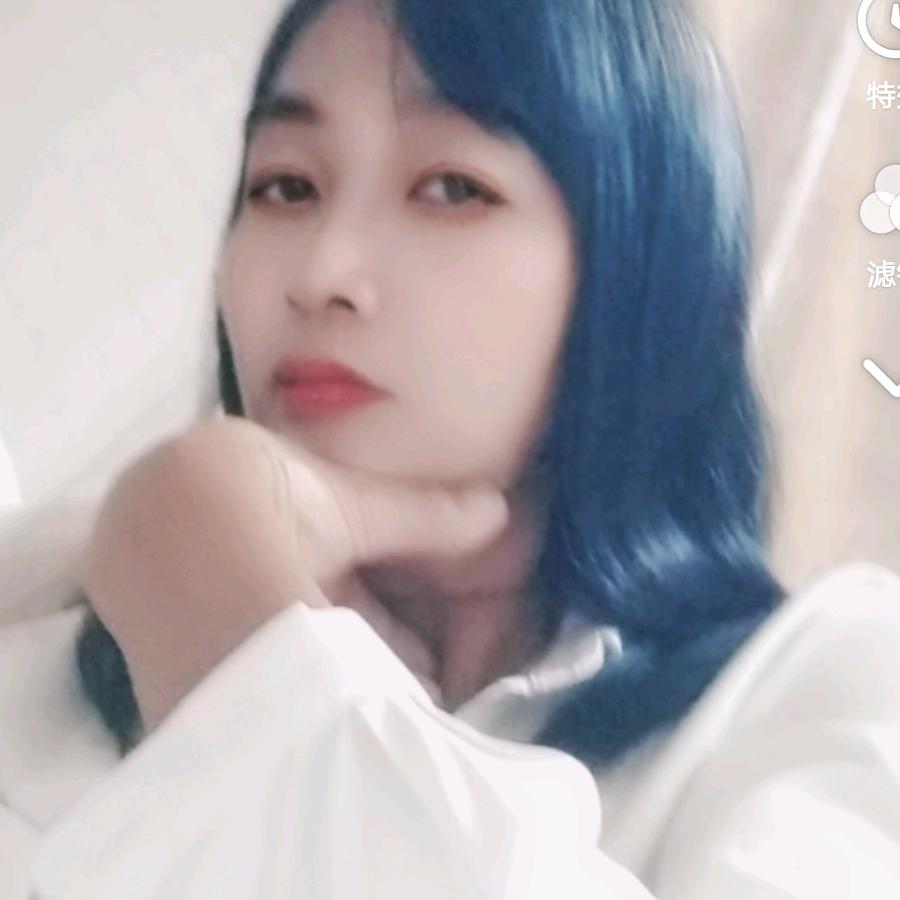 @小君
