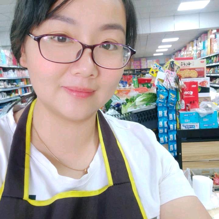 小房岗云飞超市