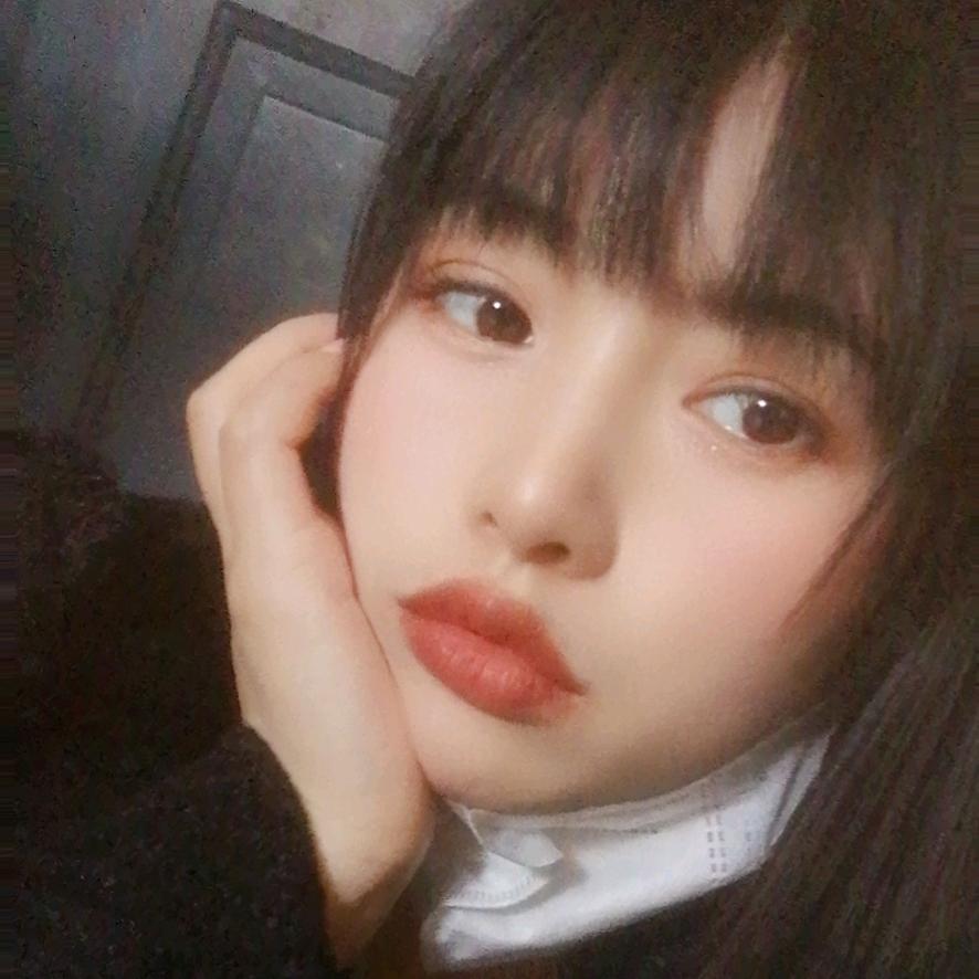 Y～～L（  朋友圈）