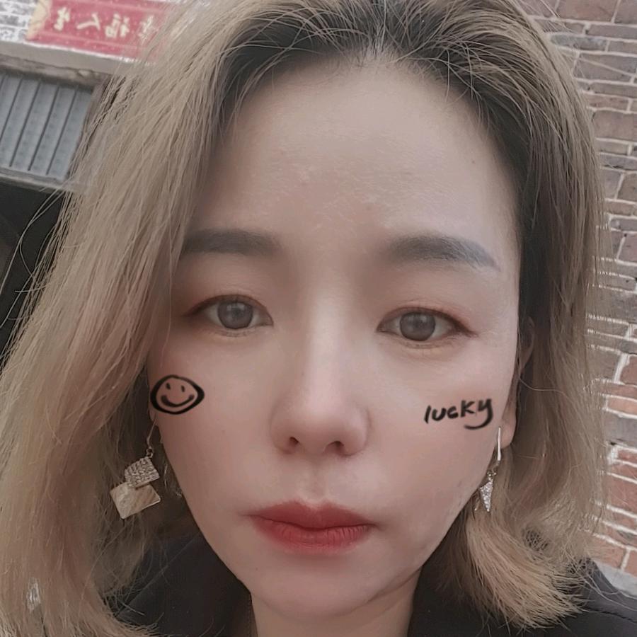 轻素栖花里护肤~新濮小区店