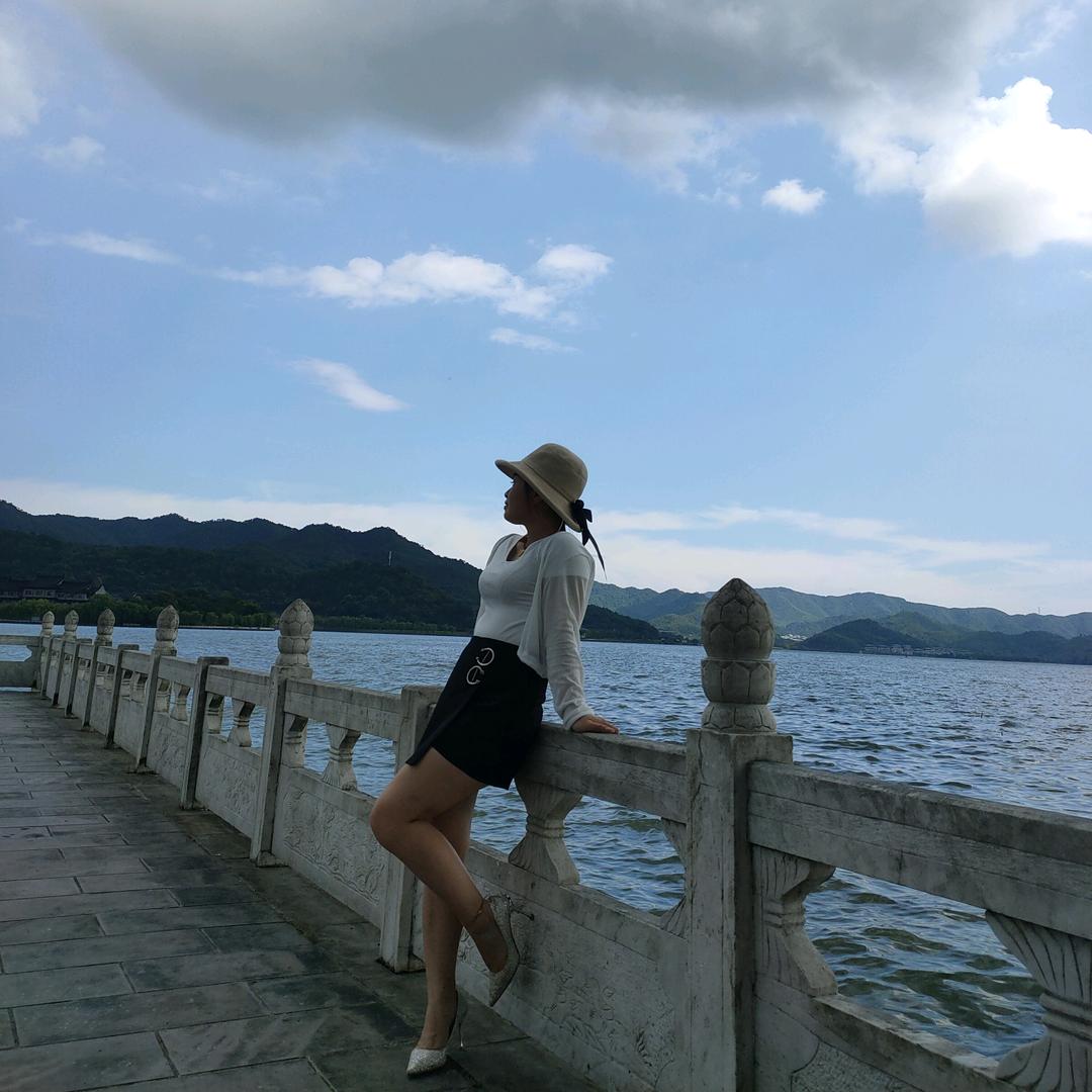 凘心(连赞拉黑)