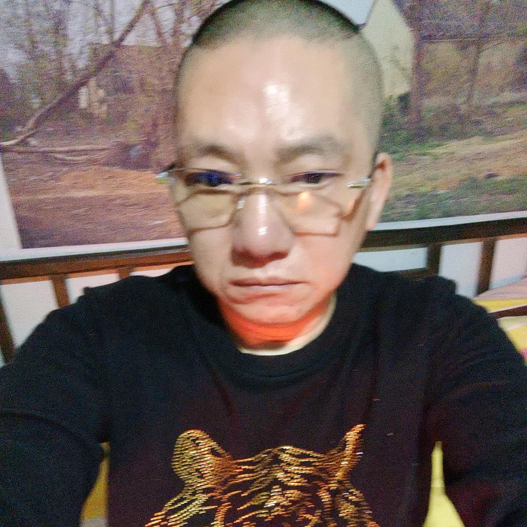 无名.郑哥，《飞虎队》铁粉