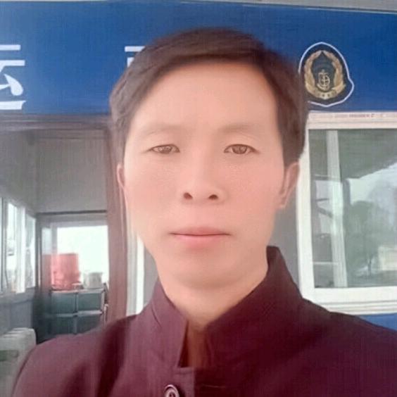 爱音乐的贵州70后在浙江温州乐清柳市。