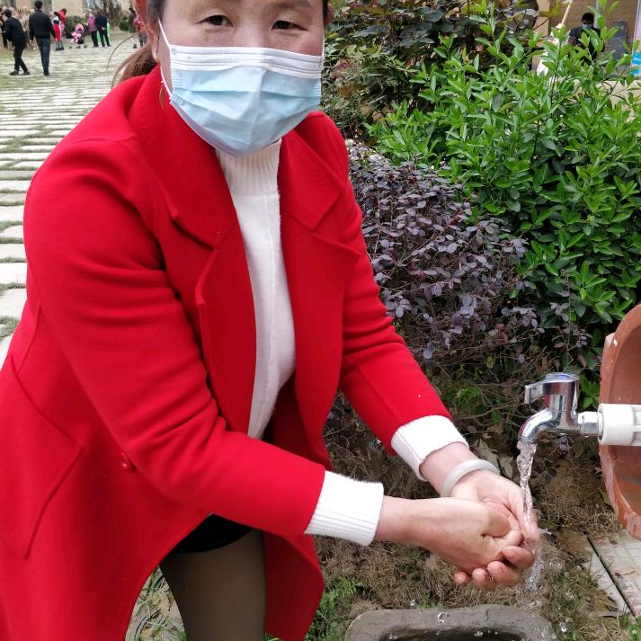 仕霞