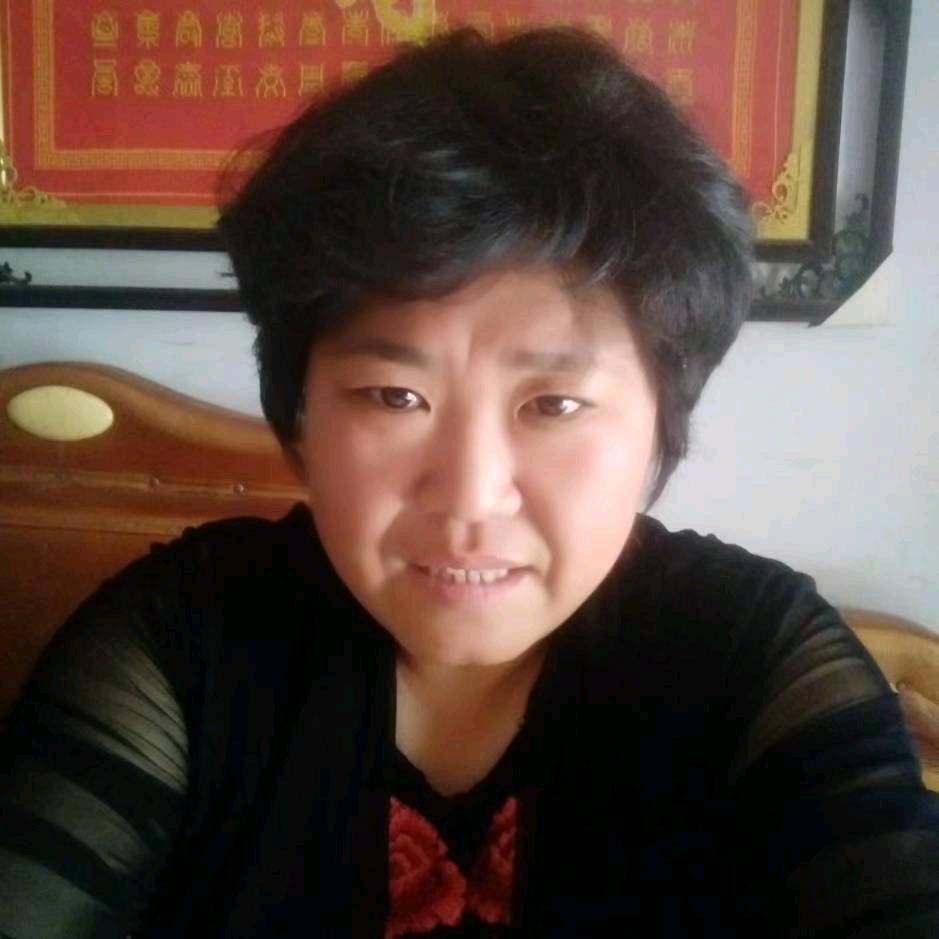 董铃