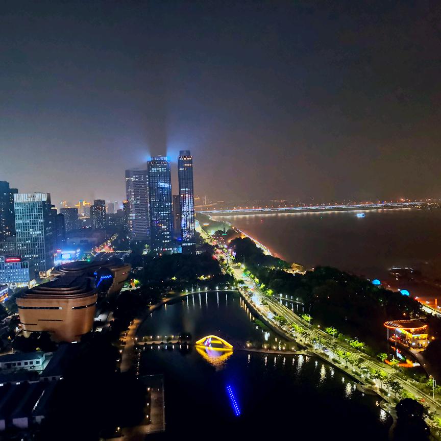 芊杉轻奢酒店（杭州印店）