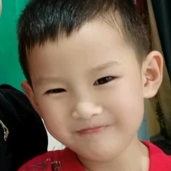 美人湾龙溪店丁丁