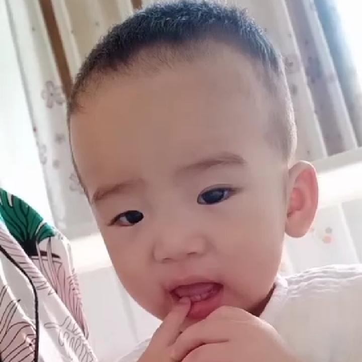 元