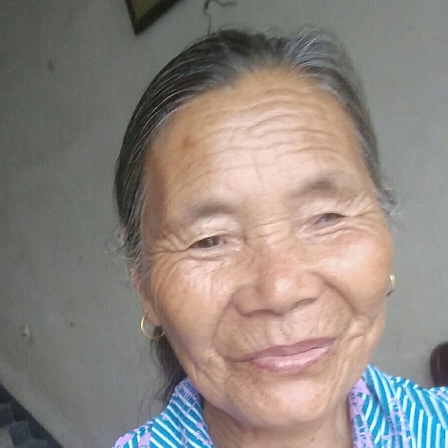 轩轩，航航外婆