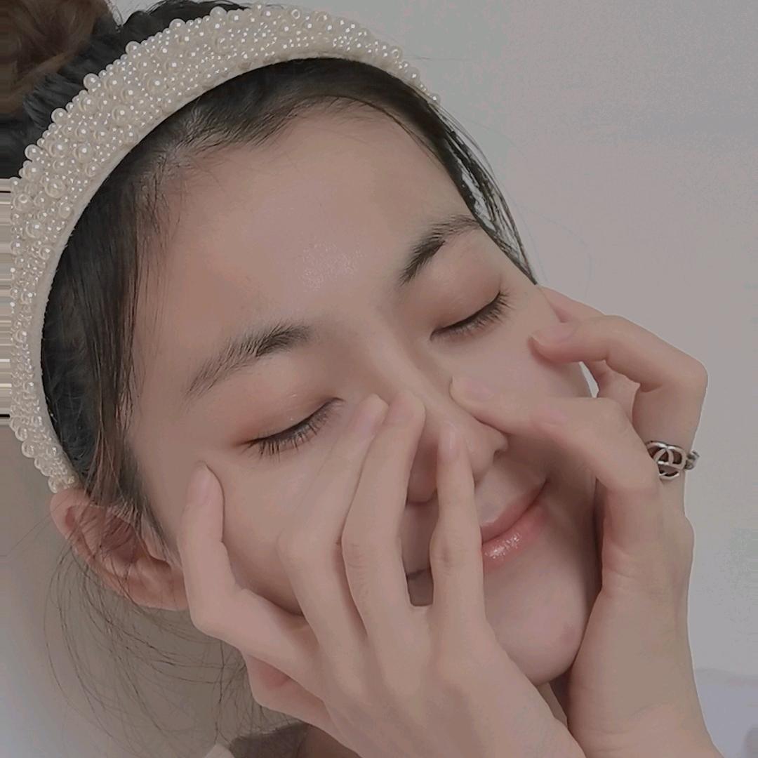 小爱🦄