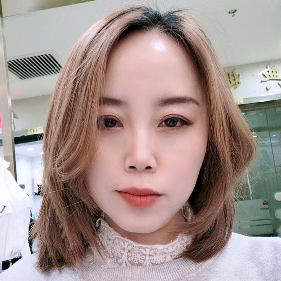 杨英
