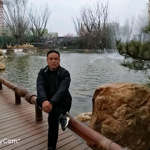 刘哥爰唱歌