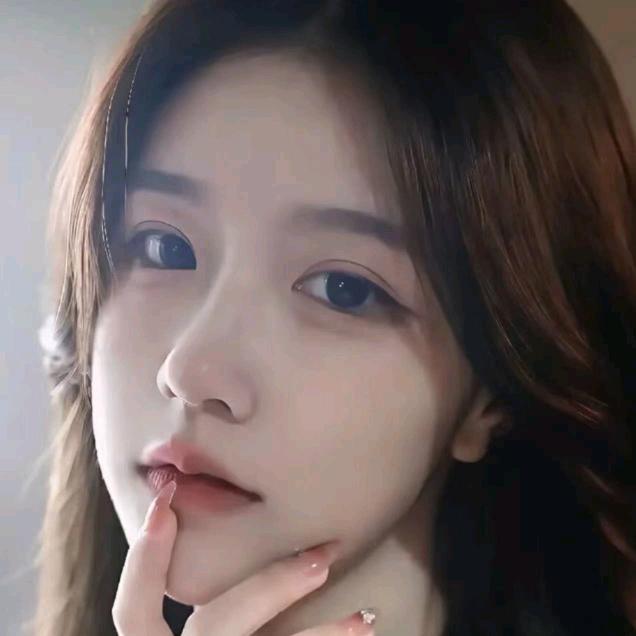 潘红梅.