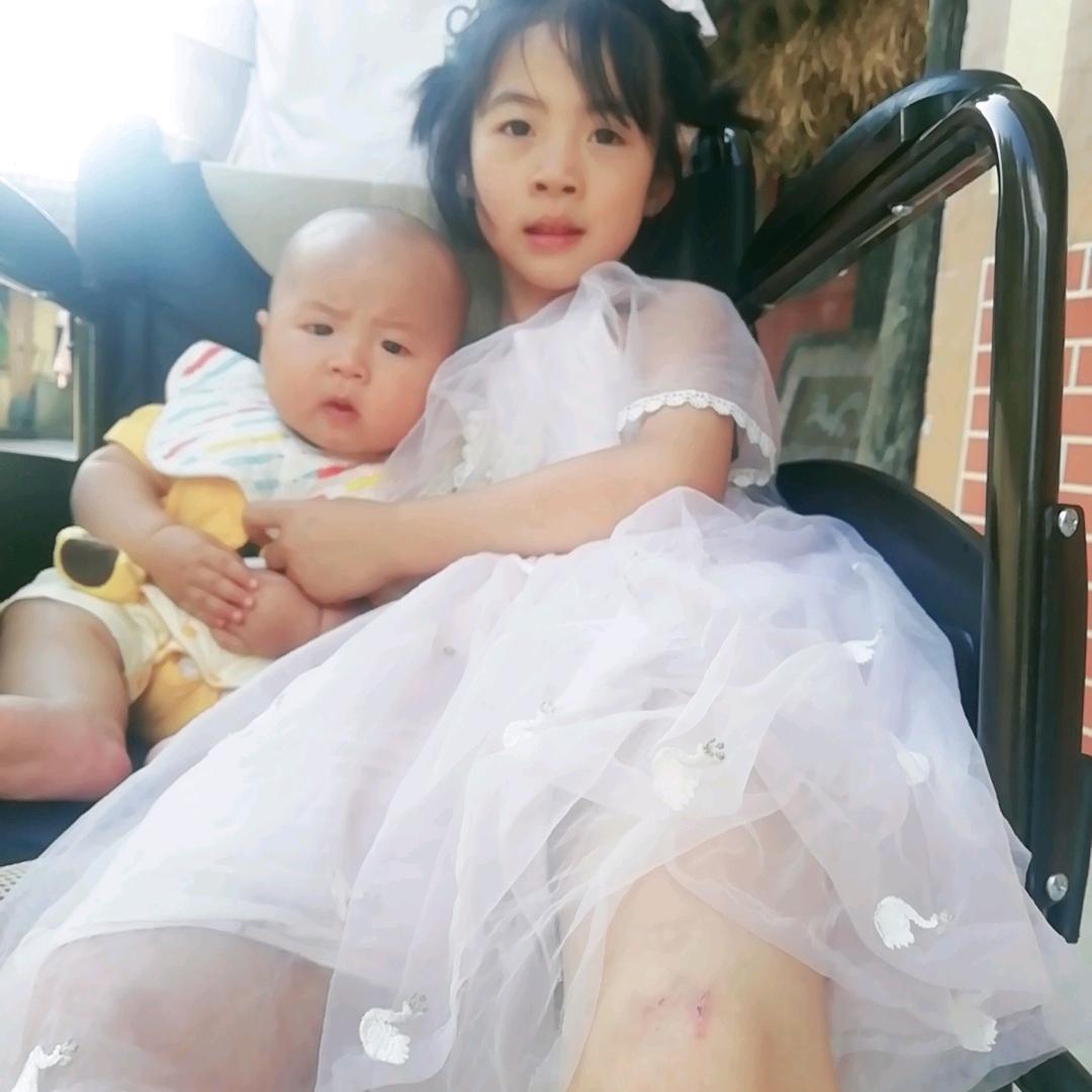 温小芬