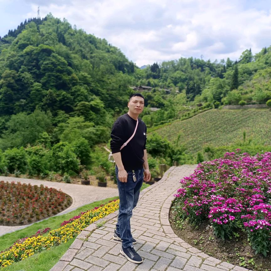 人生都是负重前行！