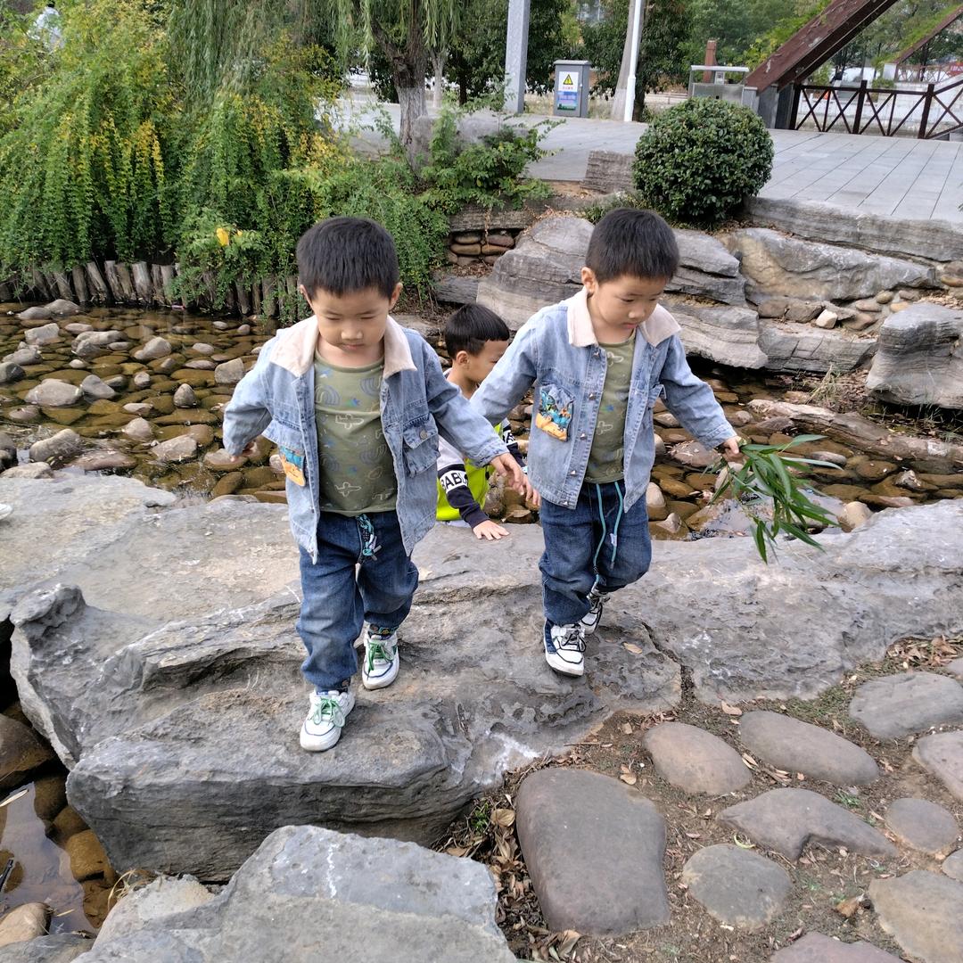 张家人ᵎ(•̀㉨•́)و ̑̑ 加油