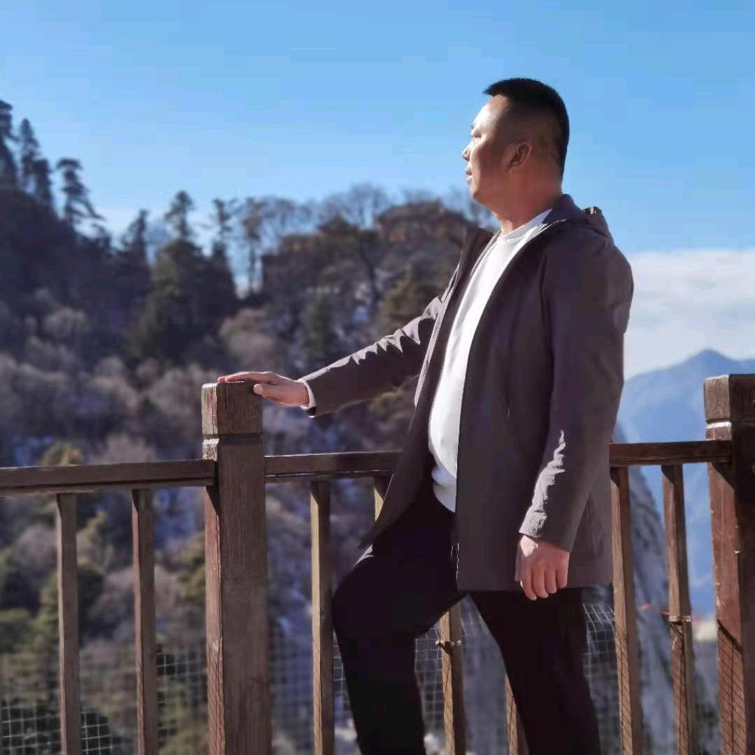 铁汉子