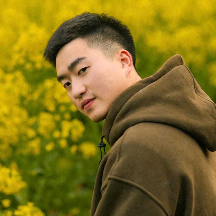 @任圆一