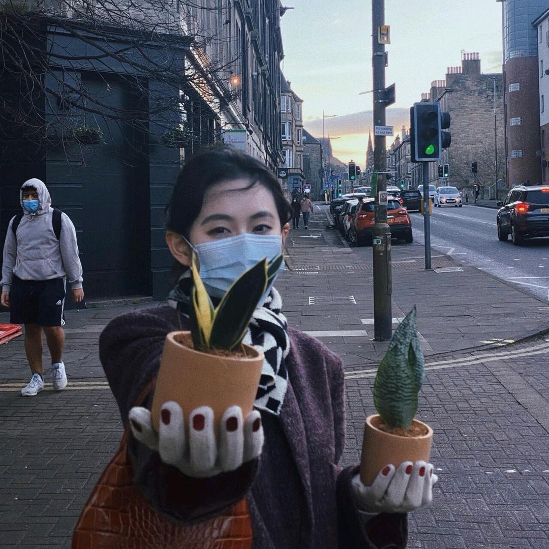 月亮琯头像