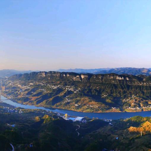 乌江两岸
